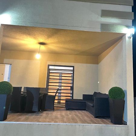 Villaversa Ulcinj Kültér fotó