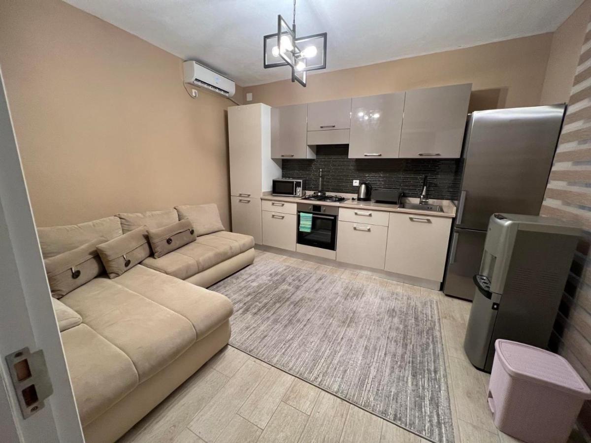 Villaversa Ulcinj Kültér fotó